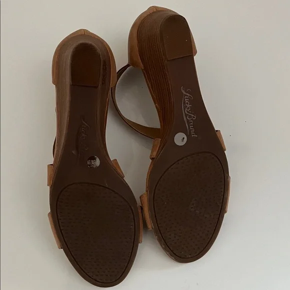 Lucky Brand Women's Brown Wedge Sandals - Picture 4 of 5
